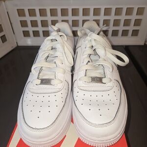 Kids White Sneakers with Perforated Toe - Classic Lace-Up